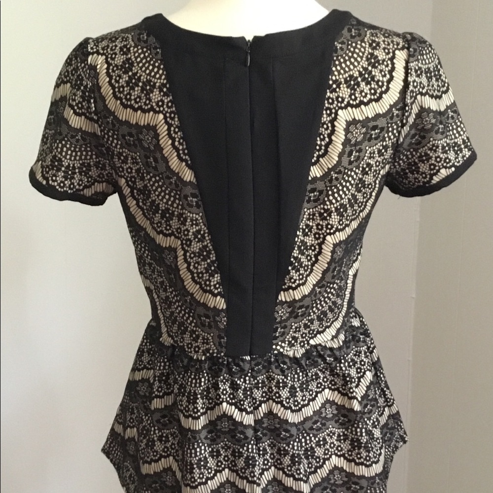 Lace peplum top - Picture 2 of 4